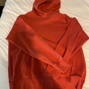 TNA Aritzia sweatshirt M
